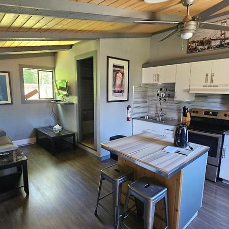 Fuller Lake Chemainus Motel المظهر الخارجي الصورة